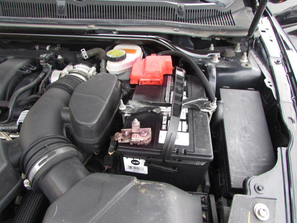 used 2016 Ford Taurus car, priced at $7,999