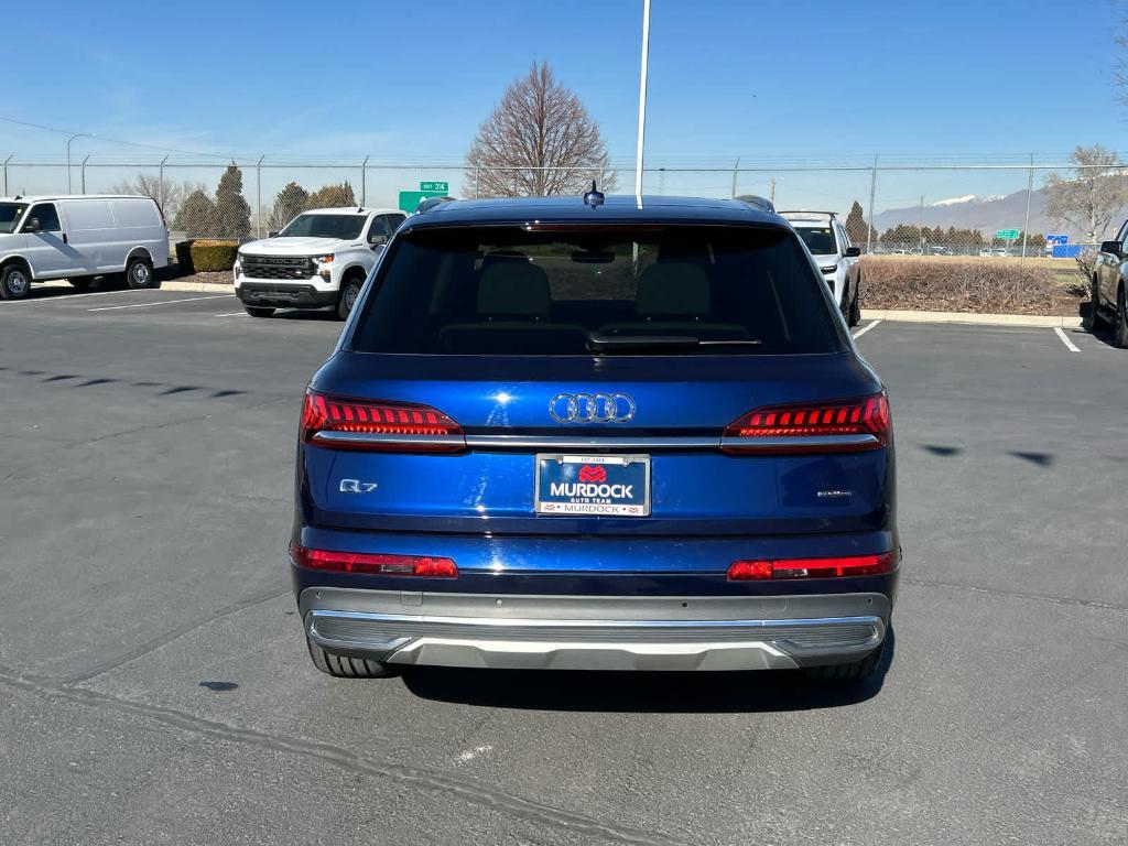 used 2022 Audi Q7 car, priced at $32,426