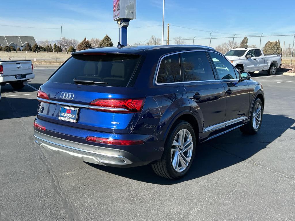 used 2022 Audi Q7 car, priced at $32,426