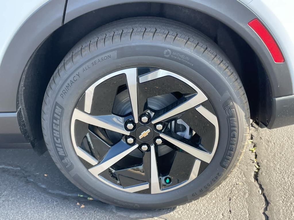 new 2026 Chevrolet Equinox EV car, priced at $39,795