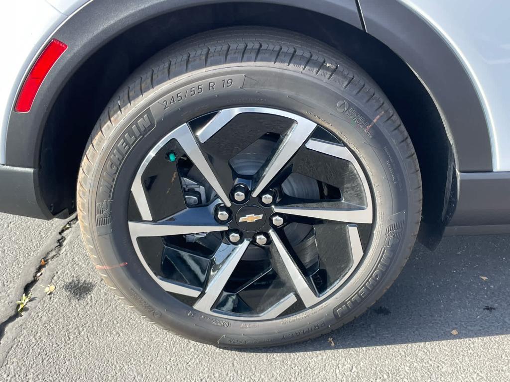 new 2026 Chevrolet Equinox EV car, priced at $39,795