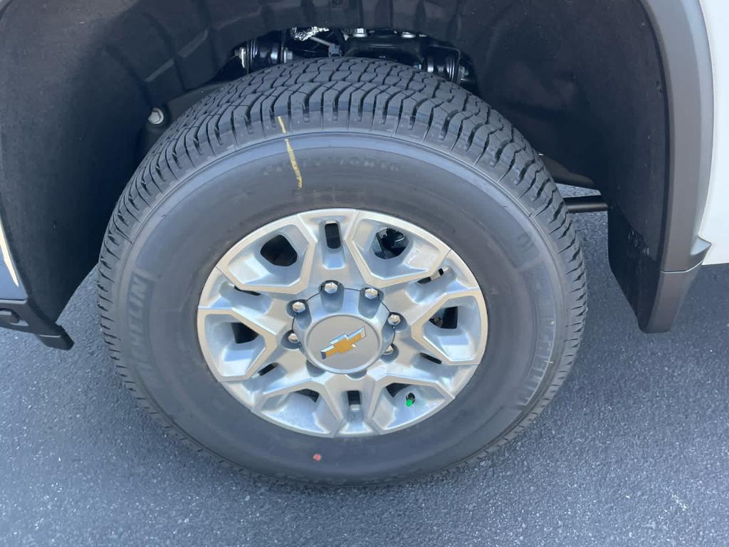 new 2026 Chevrolet Silverado 3500 car, priced at $81,429