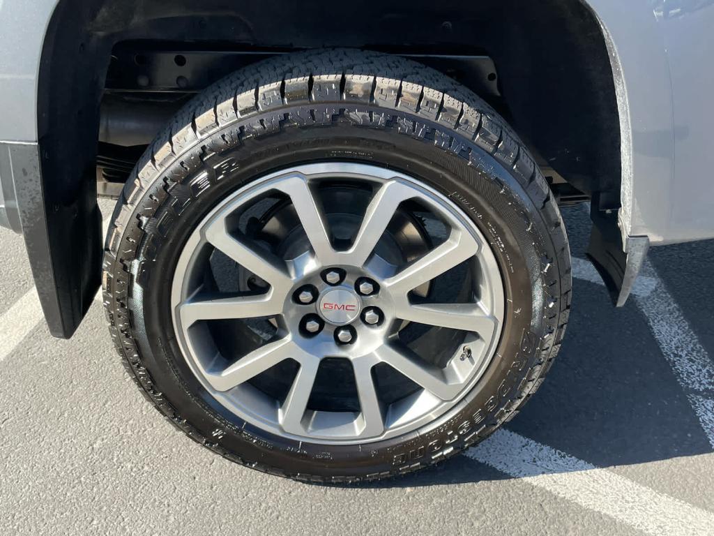 used 2022 GMC Canyon car, priced at $34,995