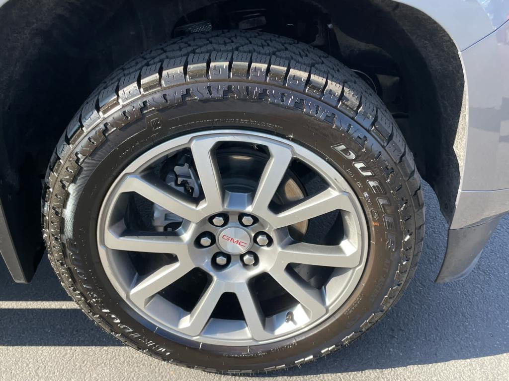 used 2022 GMC Canyon car, priced at $34,995