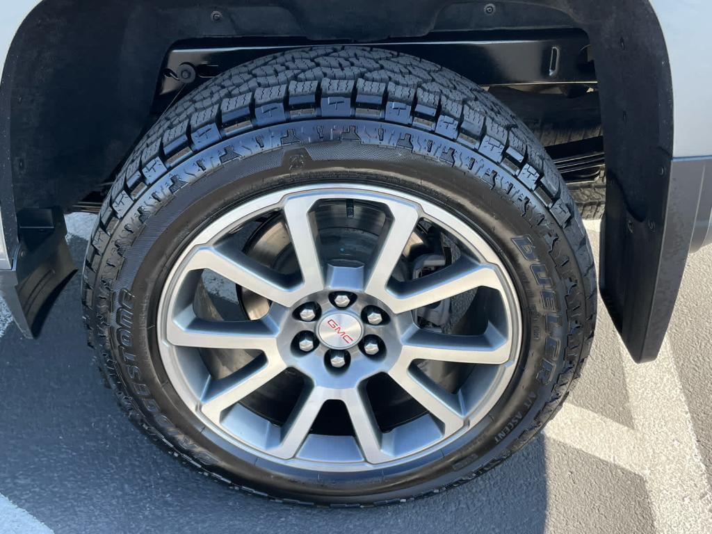 used 2022 GMC Canyon car, priced at $34,995