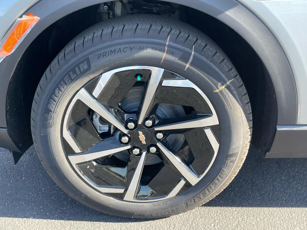 new 2026 Chevrolet Equinox EV car, priced at $40,630