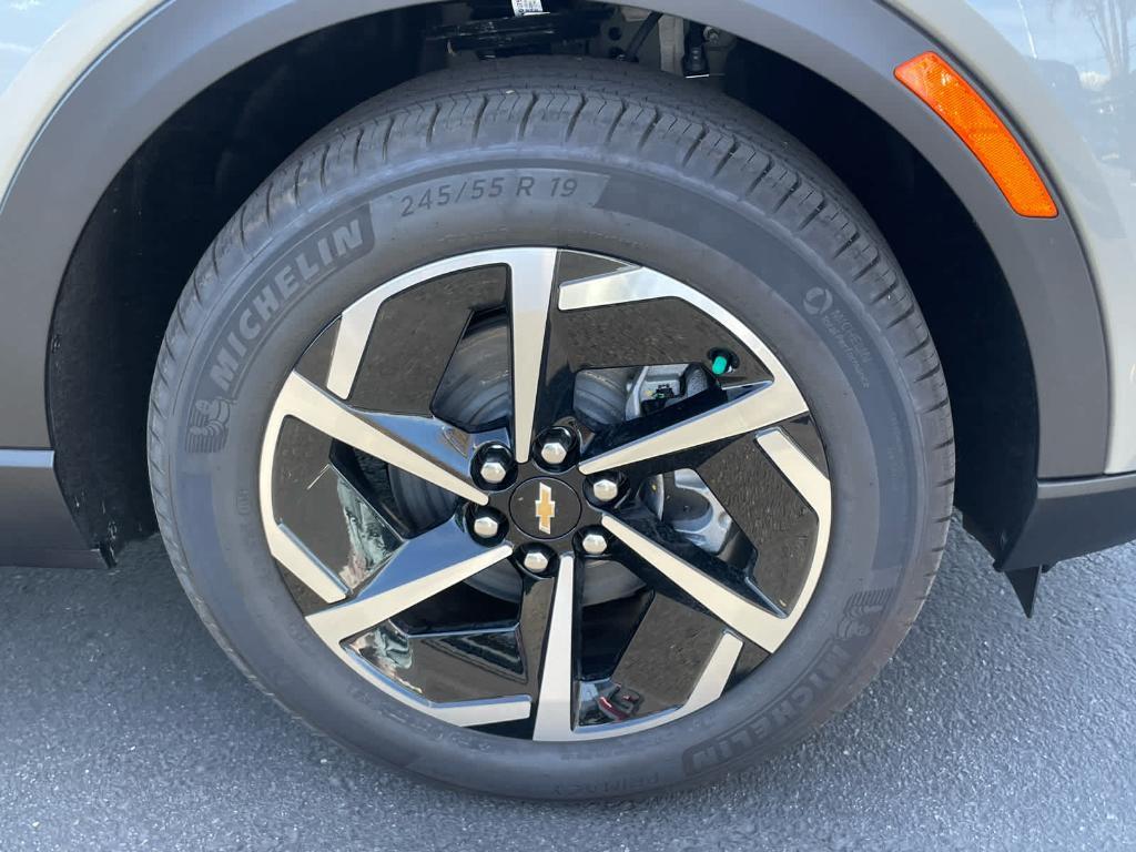 new 2026 Chevrolet Equinox EV car, priced at $40,630