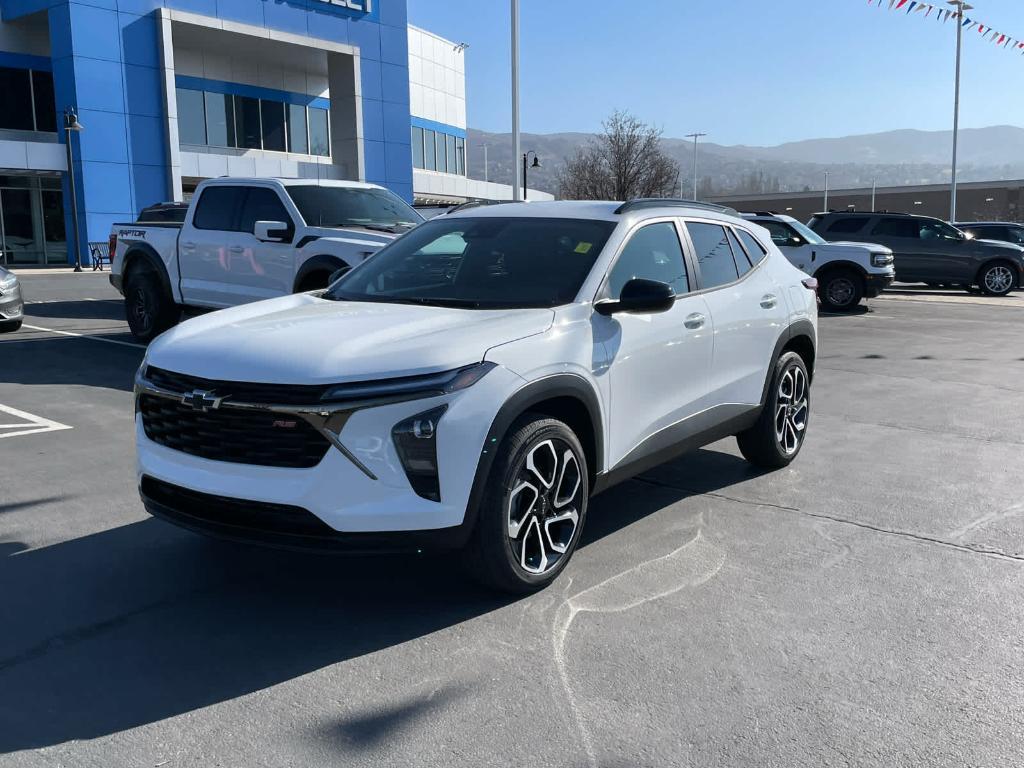 new 2026 Chevrolet Trax car, priced at $25,195
