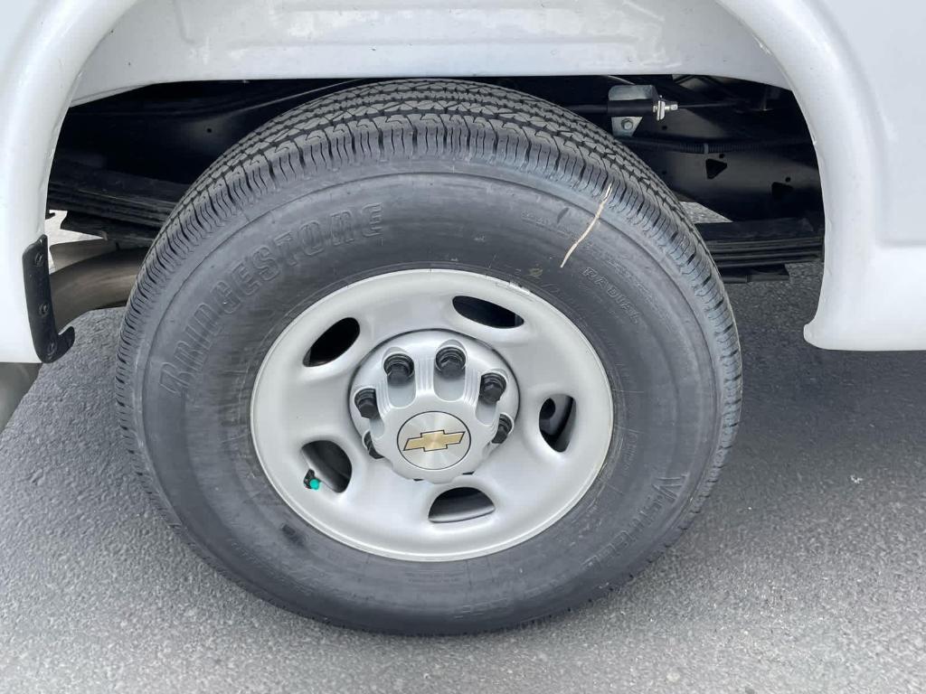new 2026 Chevrolet Express 3500 car, priced at $49,889