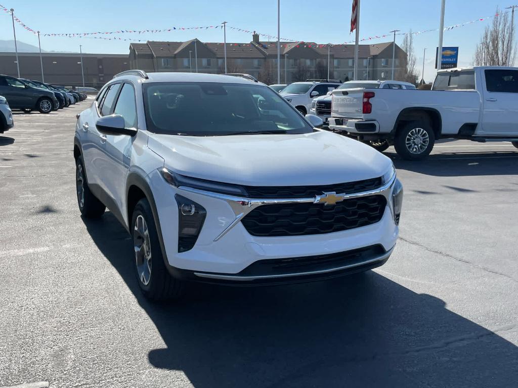 new 2026 Chevrolet Trax car, priced at $22,995