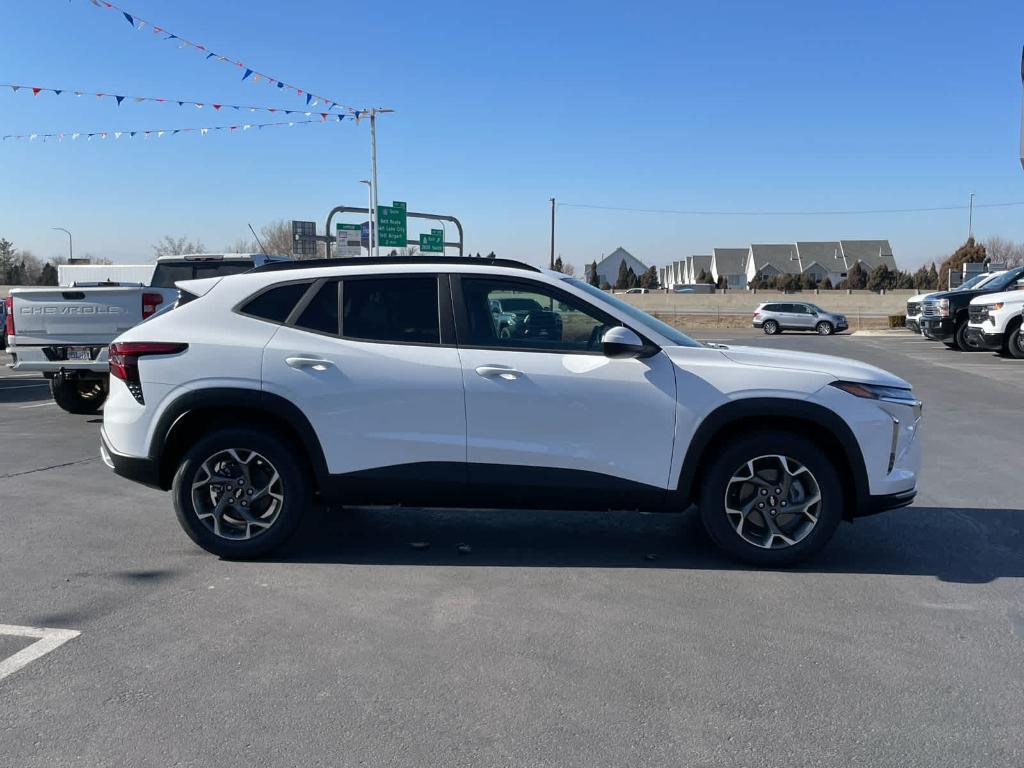 new 2026 Chevrolet Trax car, priced at $22,995