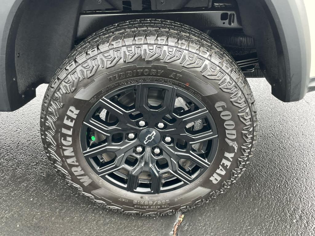 used 2026 Chevrolet Colorado car, priced at $42,995