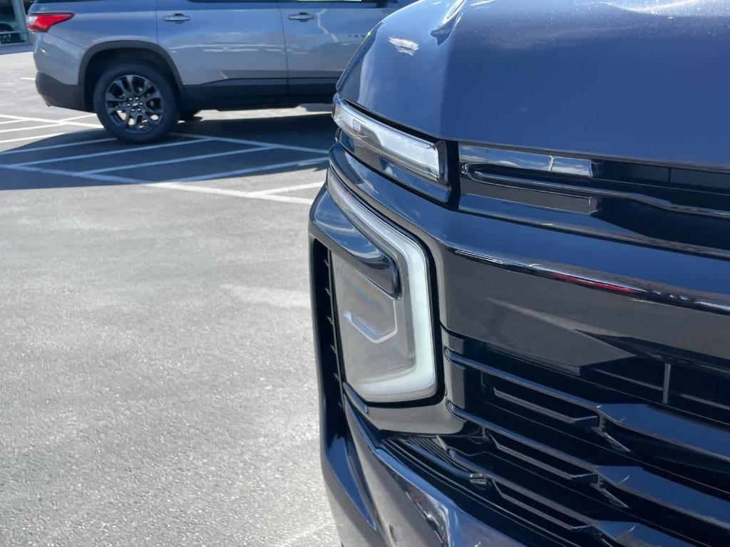 used 2025 Chevrolet Suburban car, priced at $75,381