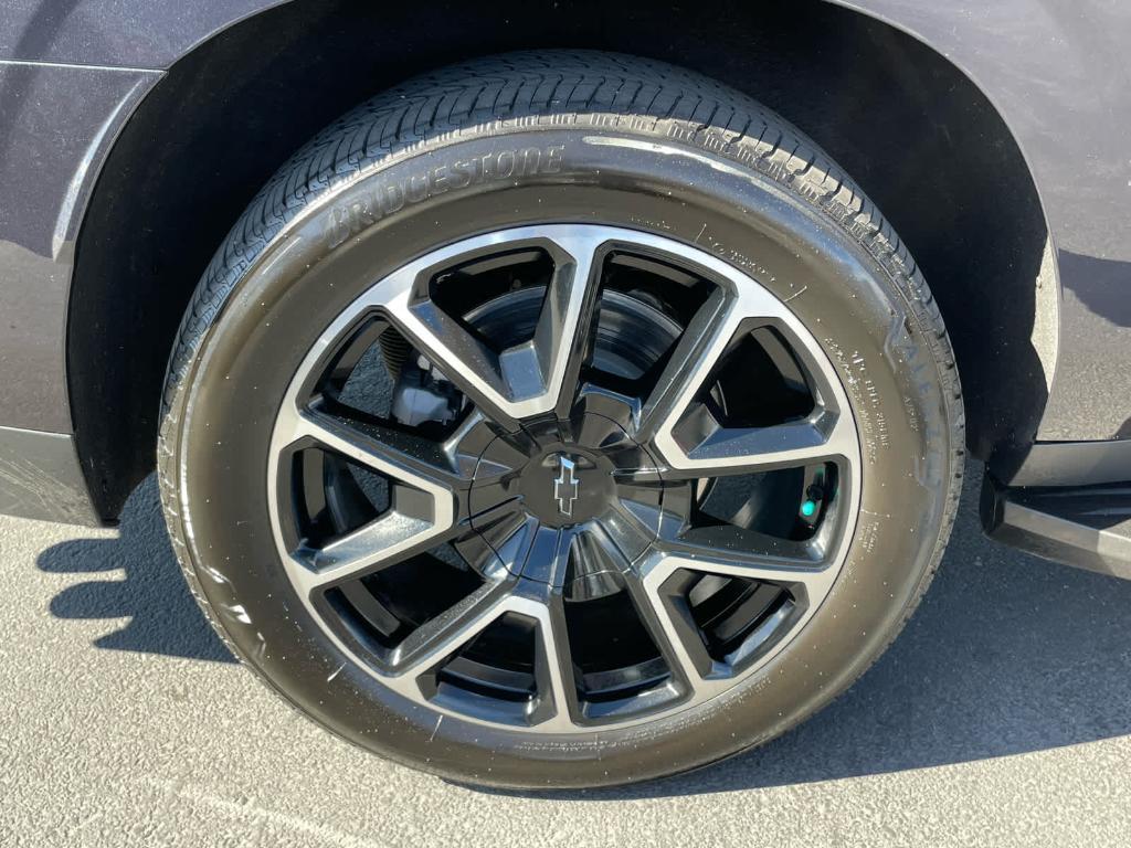 used 2025 Chevrolet Suburban car, priced at $75,381