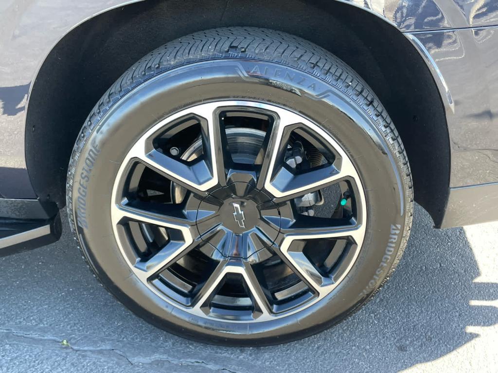 used 2025 Chevrolet Suburban car, priced at $75,381