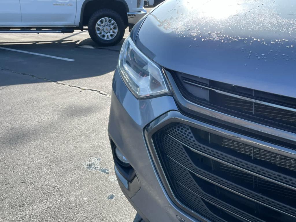 used 2021 Chevrolet Traverse car, priced at $24,500