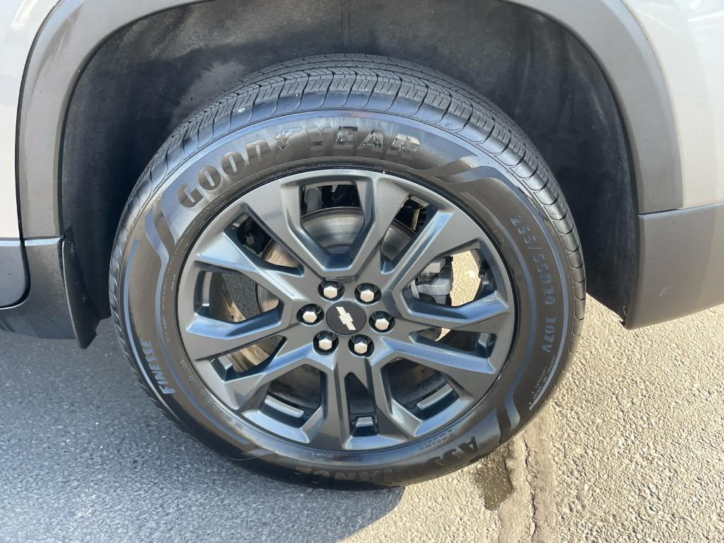 used 2021 Chevrolet Traverse car, priced at $24,500