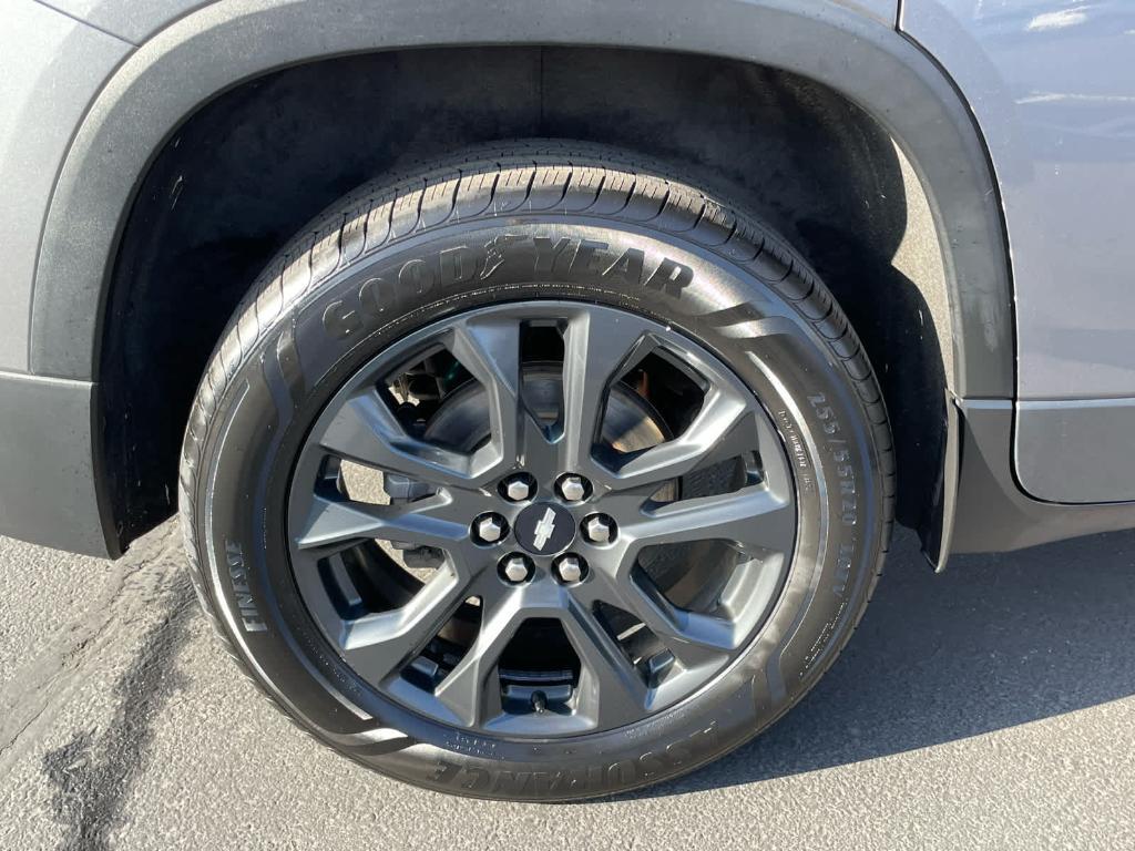 used 2021 Chevrolet Traverse car, priced at $24,500