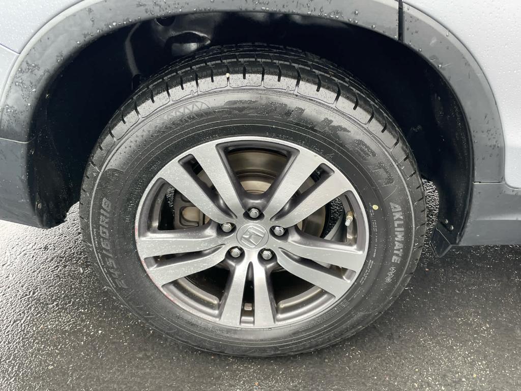 used 2016 Honda Pilot car, priced at $13,538