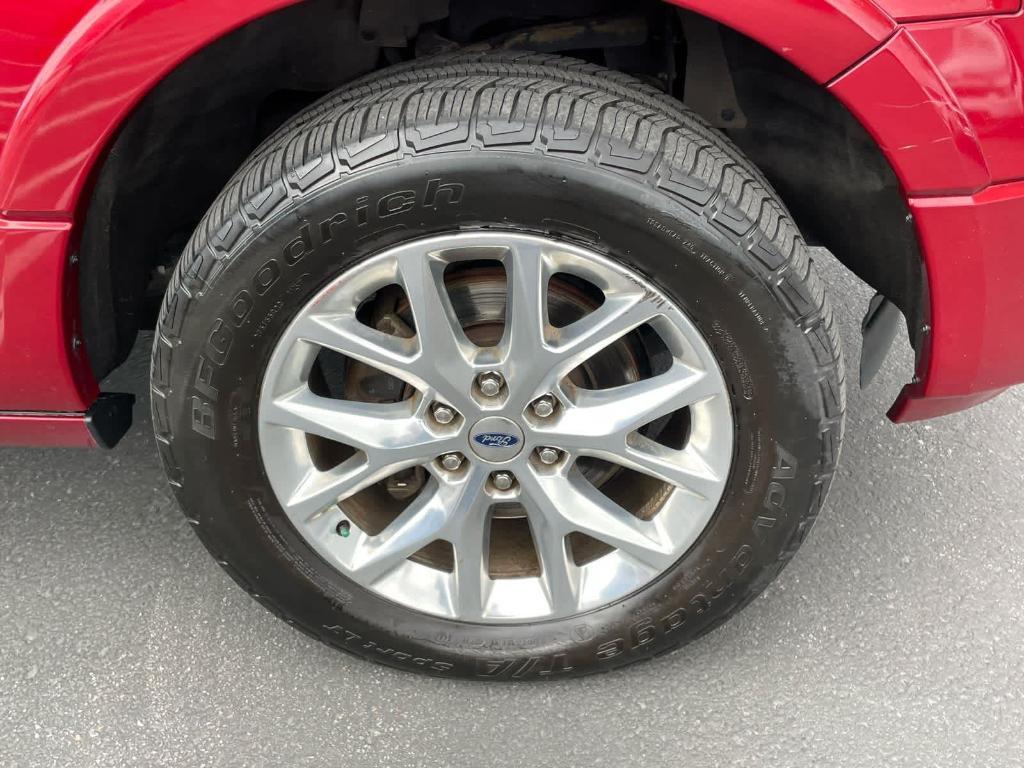 used 2017 Ford Expedition car, priced at $16,130