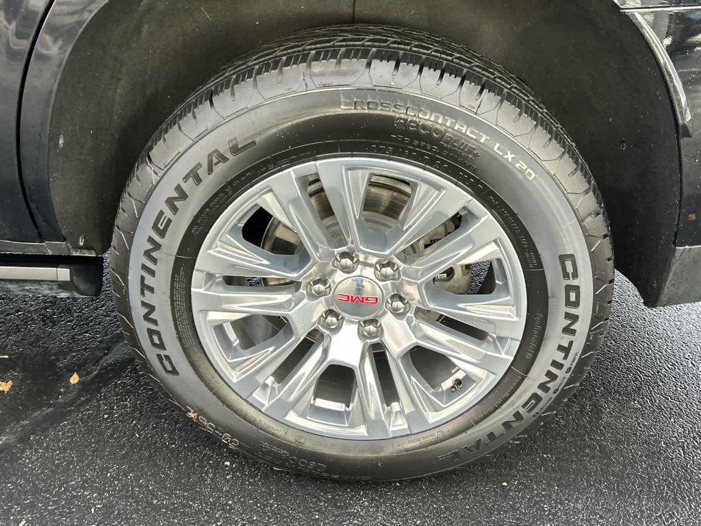 used 2023 GMC Yukon car, priced at $64,223