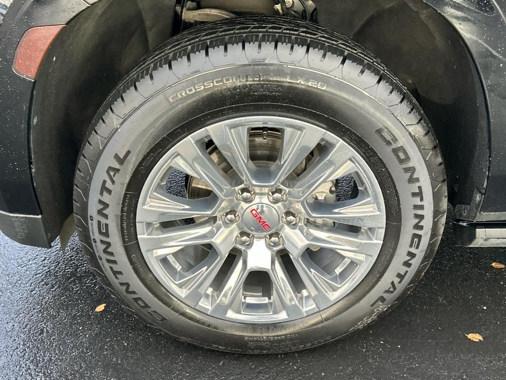 used 2023 GMC Yukon car, priced at $64,223