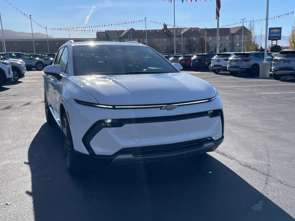 new 2026 Chevrolet Equinox EV car, priced at $35,935