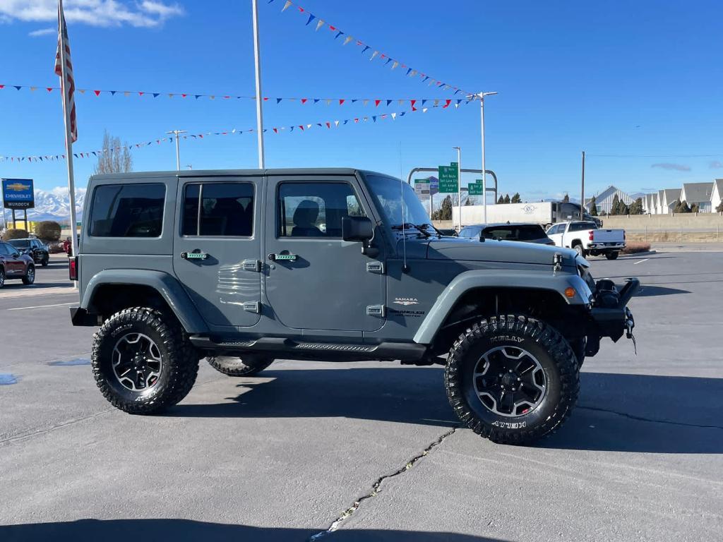 used 2015 Jeep Wrangler Unlimited car, priced at $14,990