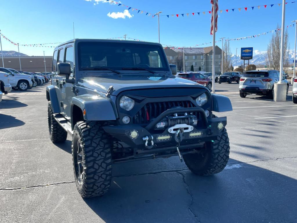 used 2015 Jeep Wrangler Unlimited car, priced at $14,990