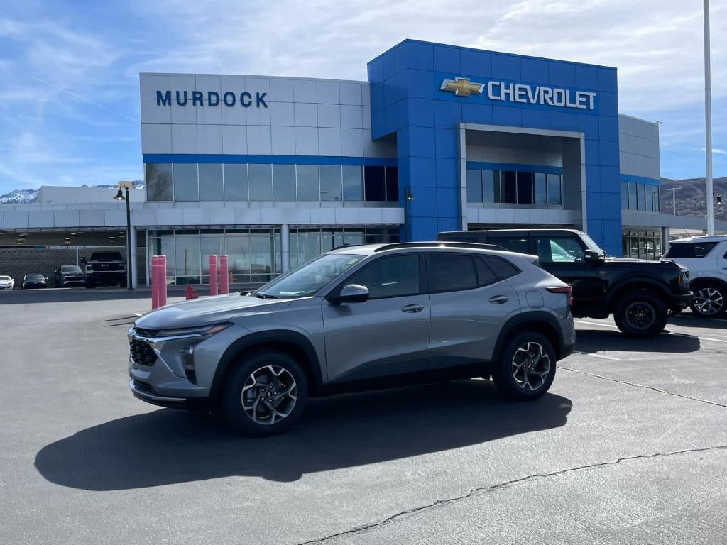new 2026 Chevrolet Trax car, priced at $25,674