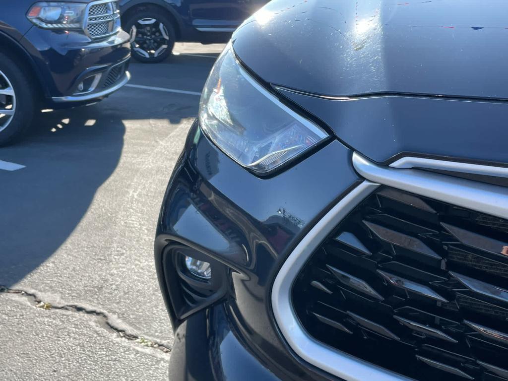 used 2022 Toyota Highlander car, priced at $29,990