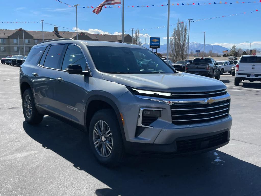 new 2026 Chevrolet Traverse car, priced at $46,020