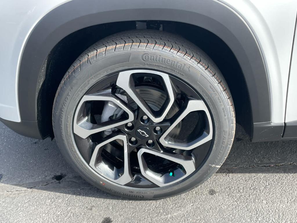 new 2026 Chevrolet Trax car, priced at $26,925