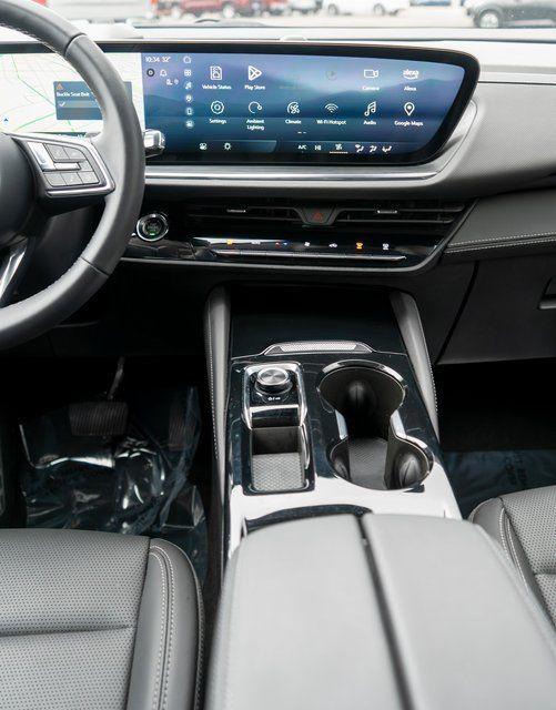 used 2025 Buick Envision car, priced at $29,999