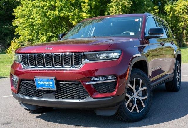used 2023 Jeep Grand Cherokee car, priced at $28,999