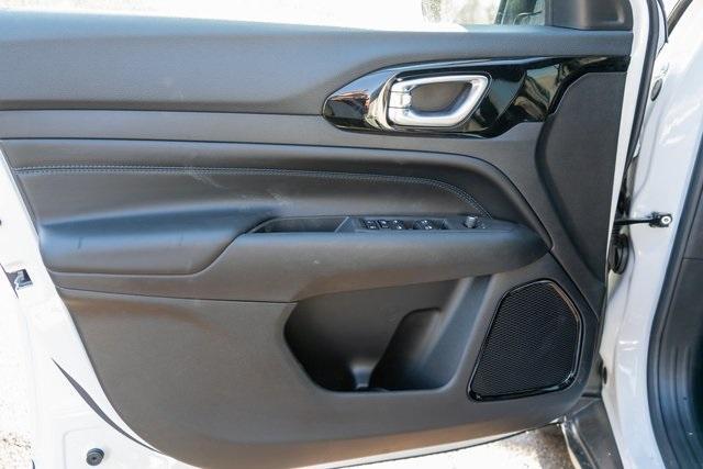 new 2026 Jeep Compass car, priced at $34,999