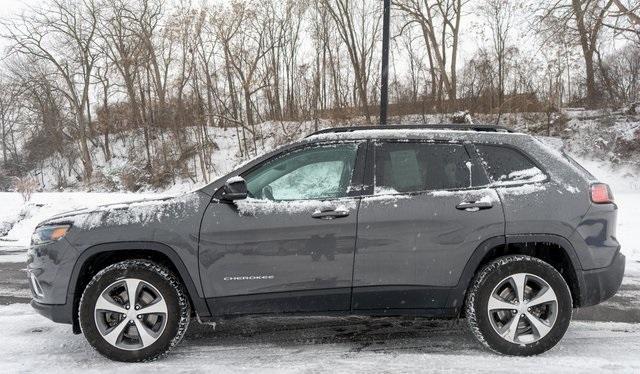 used 2022 Jeep Cherokee car, priced at $24,999