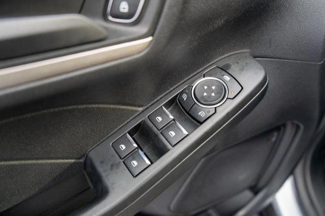 used 2022 Ford Escape car, priced at $19,999