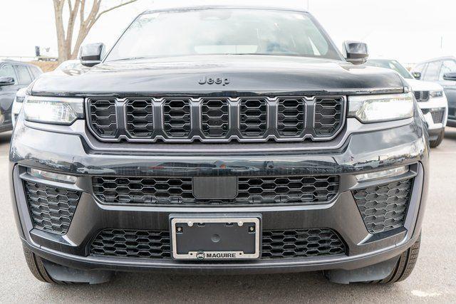 new 2026 Jeep Grand Cherokee car, priced at $47,499