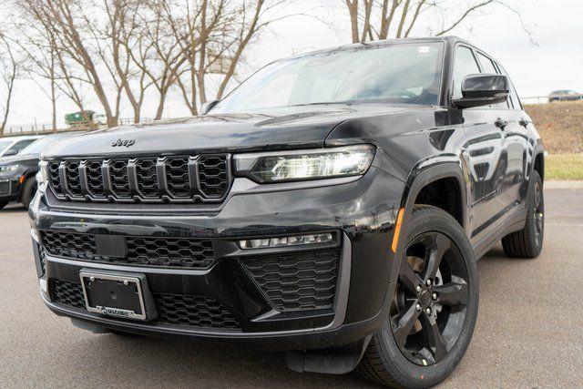 new 2026 Jeep Grand Cherokee car, priced at $48,999