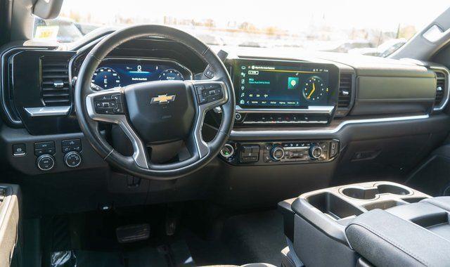 used 2025 Chevrolet Silverado 1500 car, priced at $42,999
