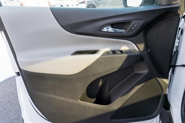 used 2023 Chevrolet Equinox car, priced at $18,999