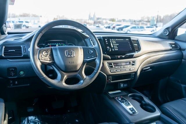 used 2022 Honda Pilot car, priced at $30,999