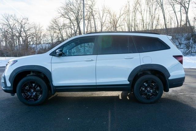 used 2022 Honda Pilot car, priced at $30,999