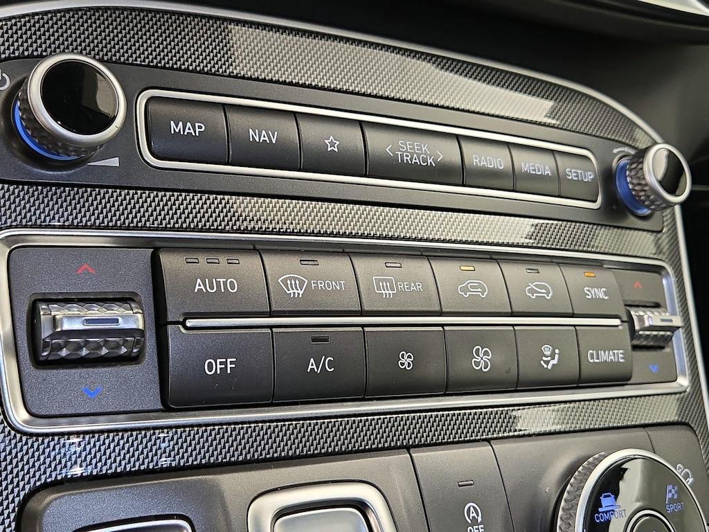 used 2023 Hyundai Santa Fe car, priced at $25,998