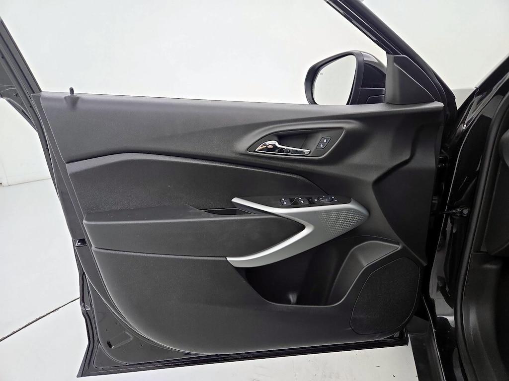 used 2025 Chevrolet Trax car, priced at $22,998