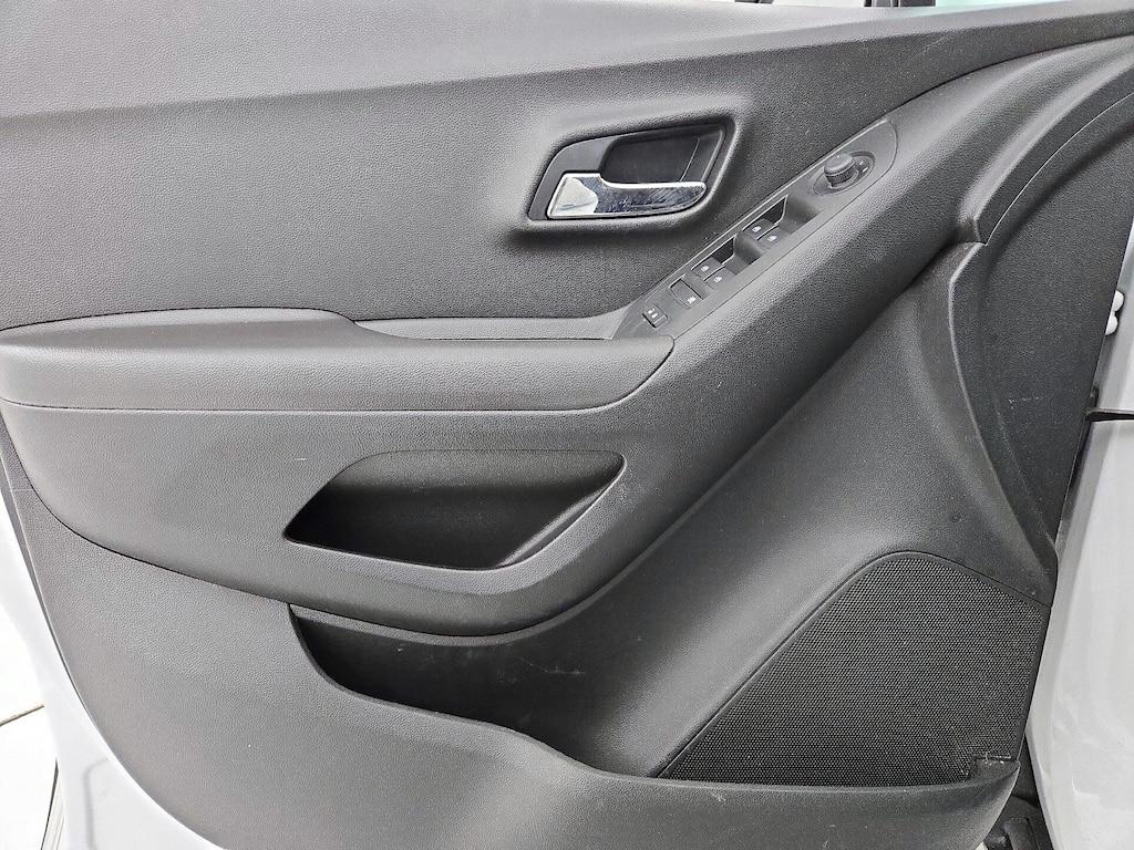 used 2020 Chevrolet Trax car, priced at $16,998