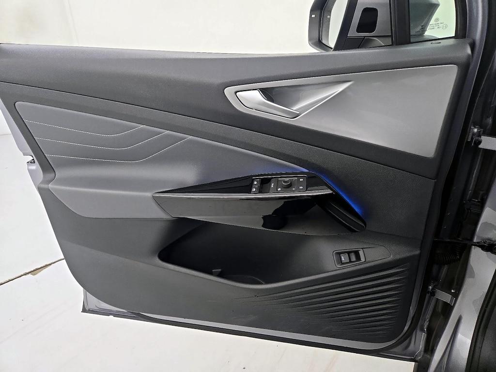 used 2023 Volkswagen ID.4 car, priced at $24,998