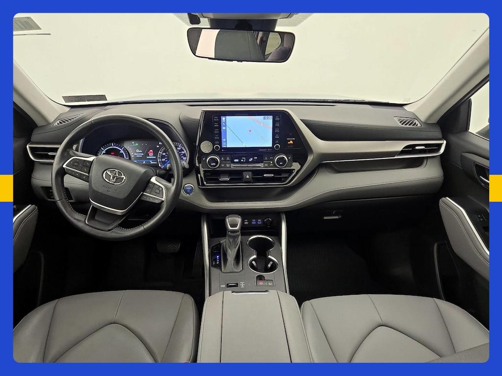 used 2022 Toyota Highlander Hybrid car, priced at $36,998