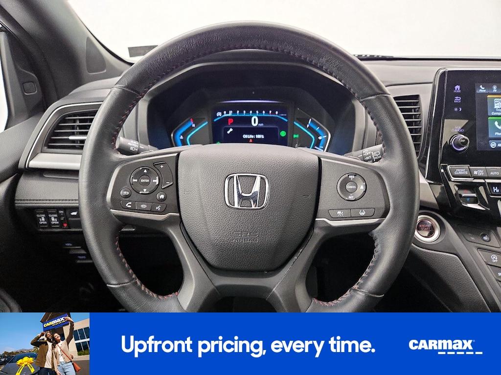 used 2024 Honda Odyssey car, priced at $33,998